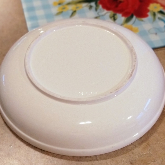 Japan Blue and White Mid Century Modern Ceramic Fruit Pitcher and Basin - Picture 5 of 6